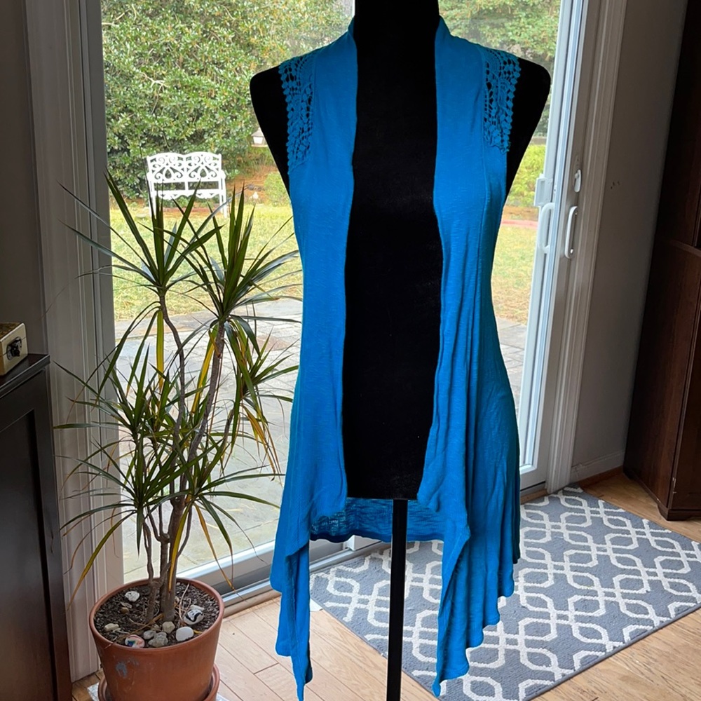 Sleeveless cover up